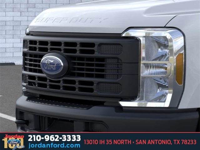 2026 Ford F-350SD XL DRW