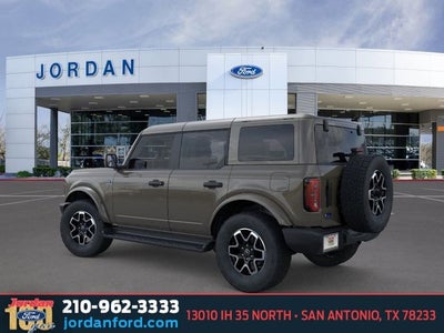2026 Ford Bronco Outer Banks