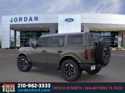 2026 Ford Bronco Outer Banks