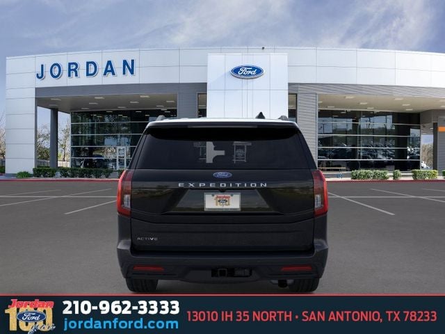 2026 Ford Expedition Active