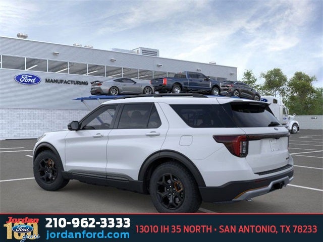 2026 Ford Explorer 4DR AWD TREMOR