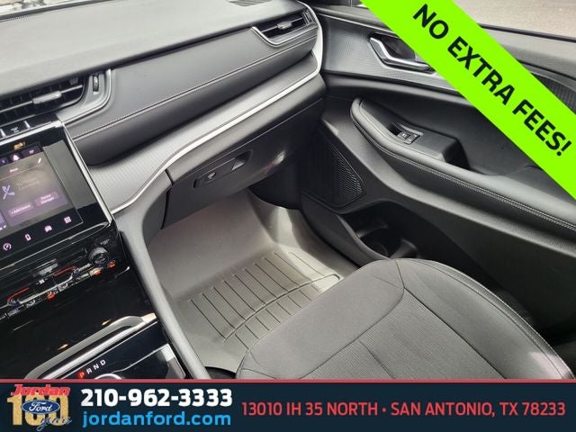 2025 Jeep Grand Cherokee Laredo X