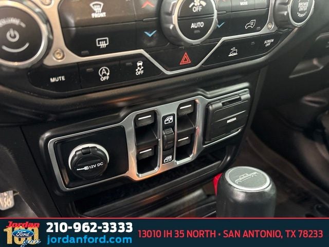 2022 Jeep Gladiator Overland