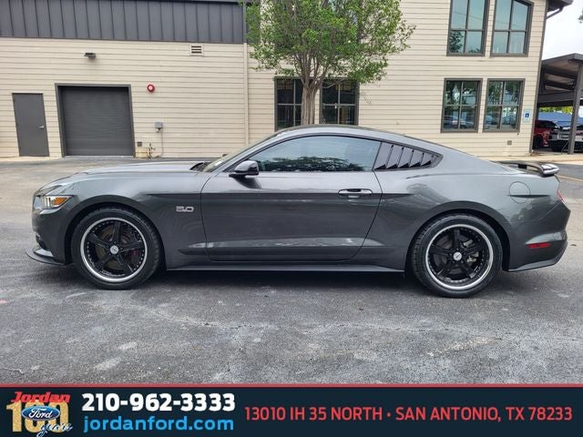 2017 Ford Mustang GT Premium