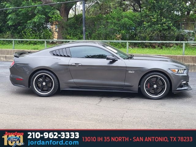 2017 Ford Mustang GT Premium