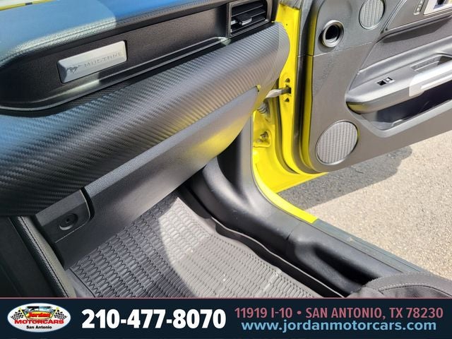 2021 Ford Mustang EcoBoost