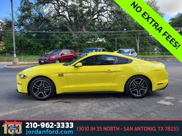 2021 Ford Mustang EcoBoost