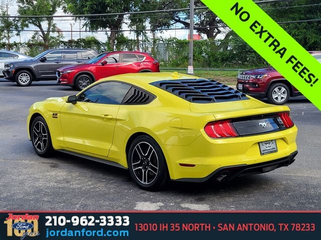 2021 Ford Mustang EcoBoost