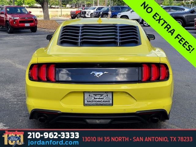 2021 Ford Mustang EcoBoost
