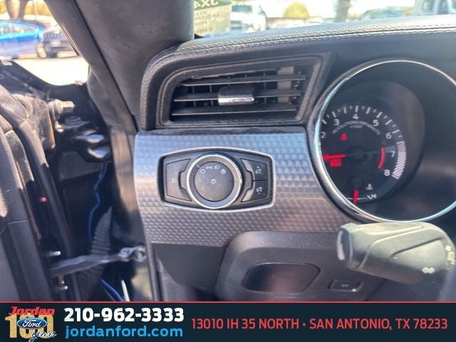 2017 Ford Mustang EcoBoost Performance Pack