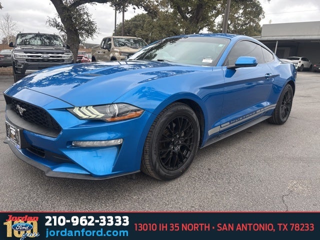 2020 Ford Mustang EcoBoost