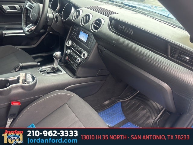 2020 Ford Mustang EcoBoost