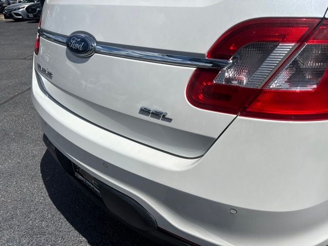 2010 Ford Taurus SEL