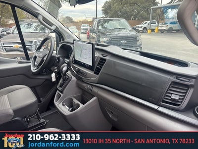 2022 Ford Transit-350 XLT