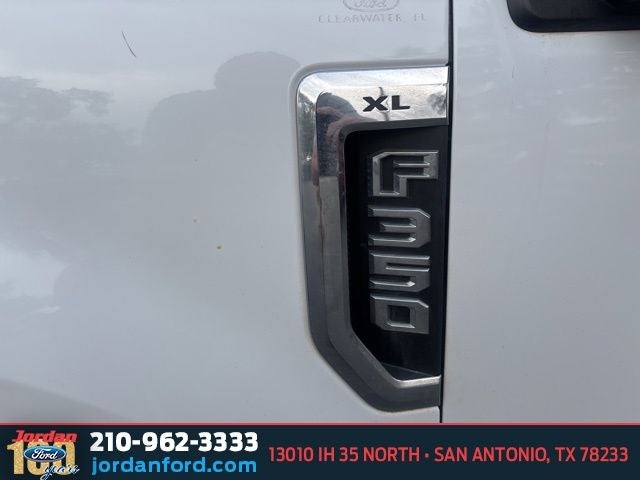 2022 Ford F-350SD XL DRW