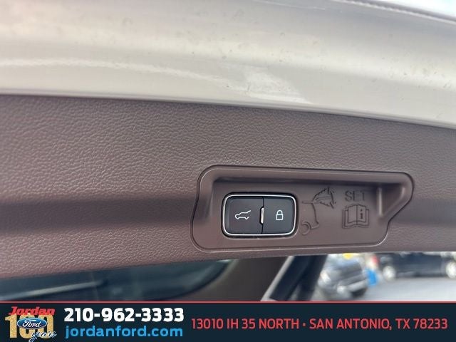 2024 Ford Explorer King Ranch