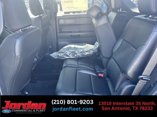 2025 Ford Utility Police Interceptor Base