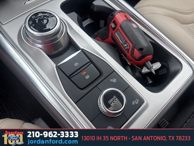 2023 Ford Explorer Platinum Hybrid