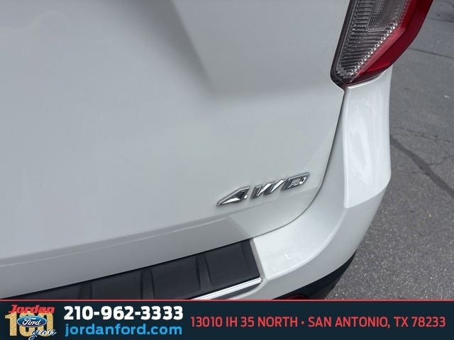 2023 Ford Explorer Platinum Hybrid