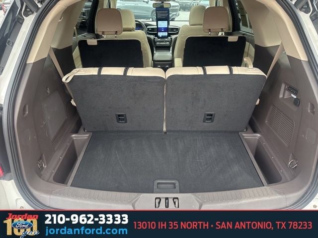 2023 Ford Explorer Platinum Hybrid