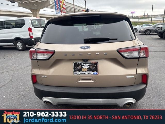 2020 Ford Escape SE