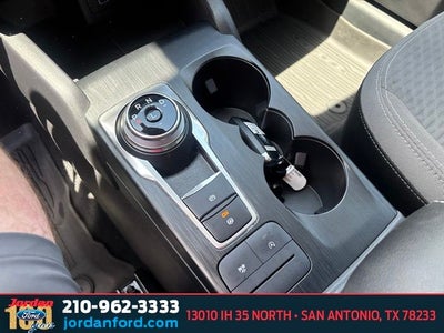 2022 Ford Escape SE