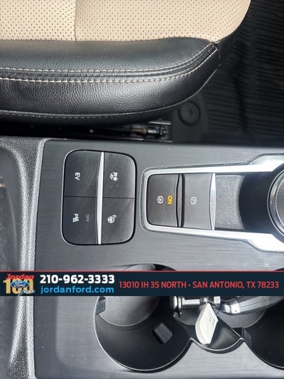 2022 Ford Escape Plug-In Hybrid Titanium