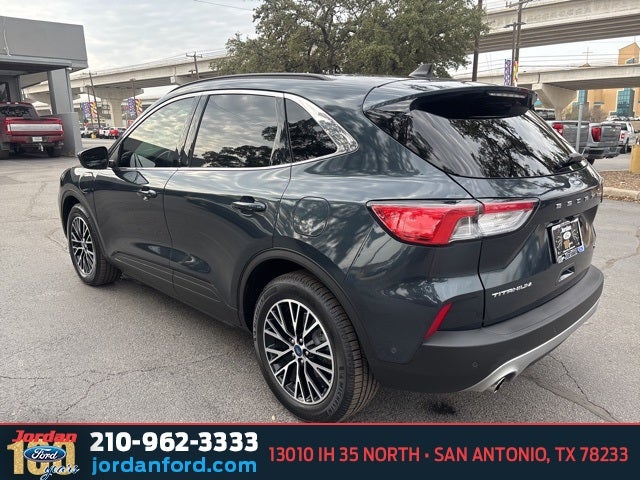 2022 Ford Escape Plug-In Hybrid Titanium