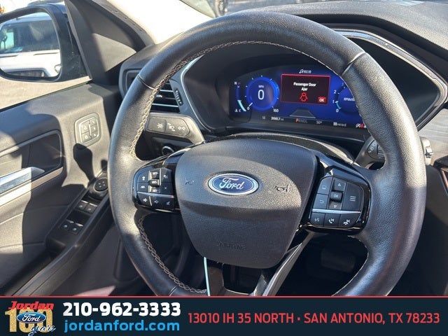 2022 Ford Escape Titanium Elite Package