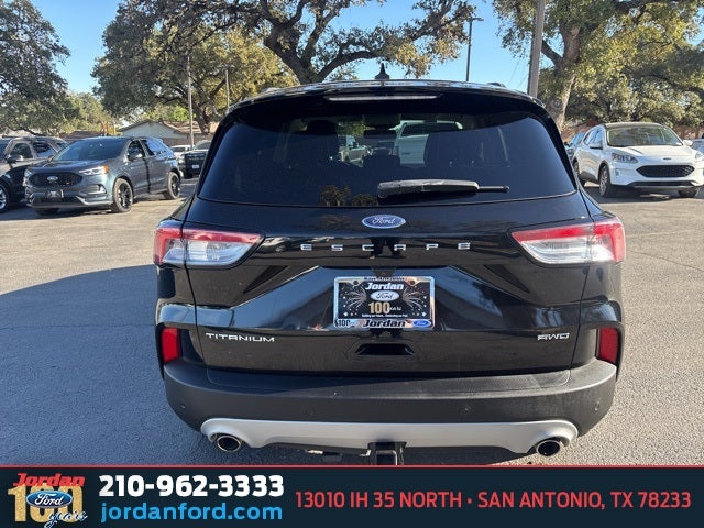 2022 Ford Escape Titanium Elite Package