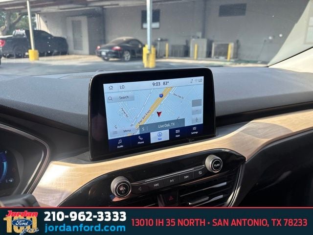 2022 Ford Escape Titanium