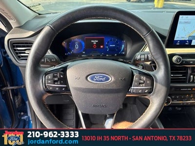 2022 Ford Escape Titanium
