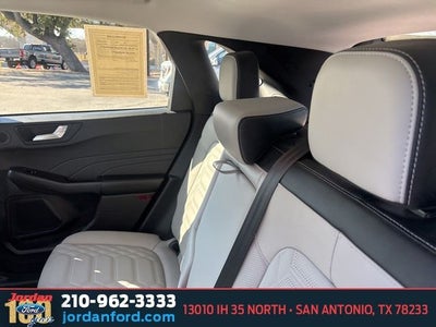 2023 Ford Escape Platinum