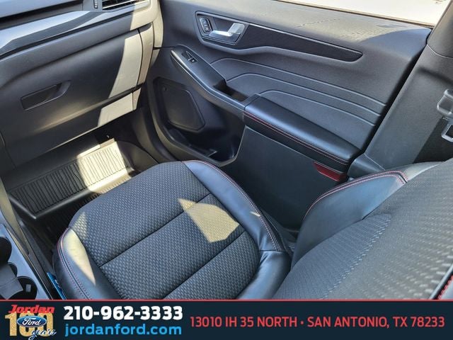 2023 Ford Escape Hybrid ST-Line Select