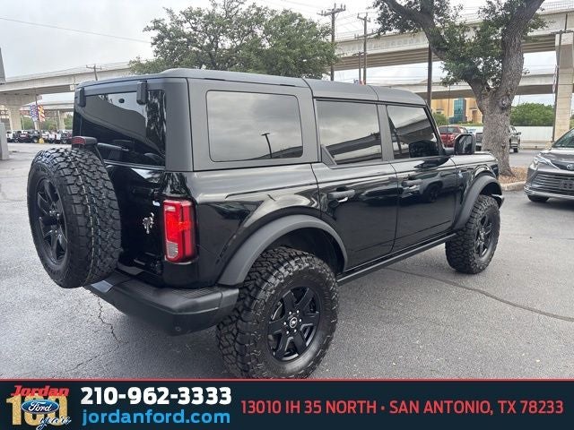 2024 Ford Bronco Black Diamond