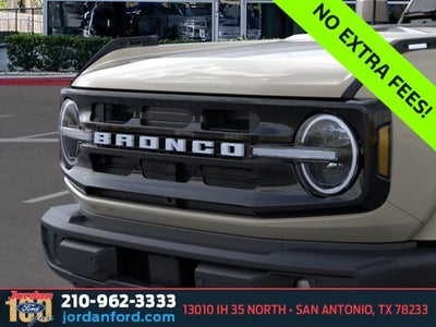 2026 Ford Bronco Outer Banks