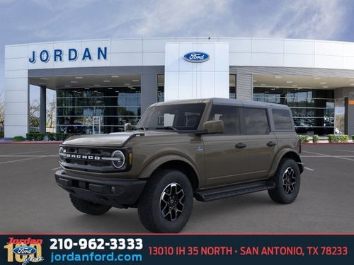 2026 Ford Bronco Outer Banks