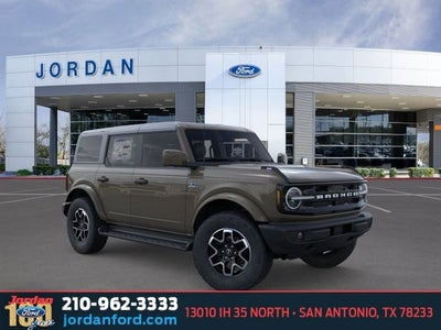 2026 Ford Bronco Outer Banks