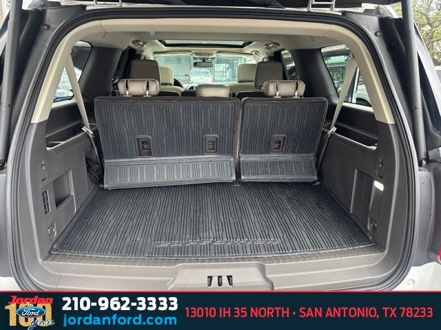 2021 Ford Expedition Max XLT