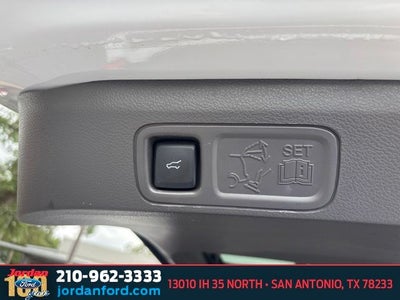 2021 Ford Expedition Max XLT