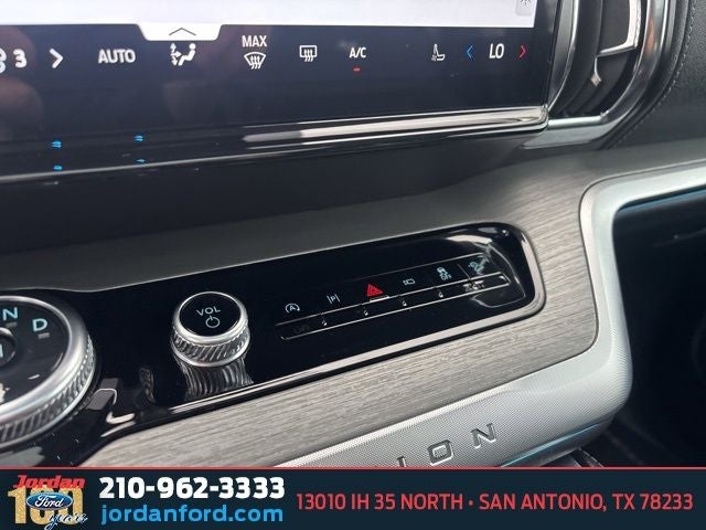 2025 Ford Expedition Max Platinum
