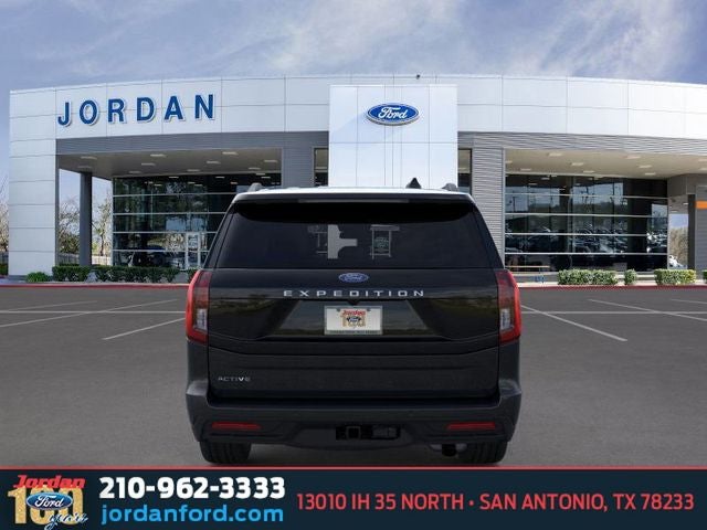 2026 Ford Expedition Active