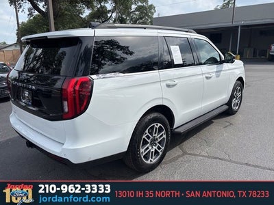 2025 Ford Expedition Active