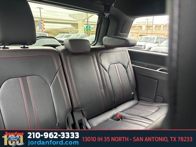 2024 Ford Expedition Limited Stealth Edition