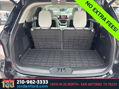 2025 Ford Explorer Platinum