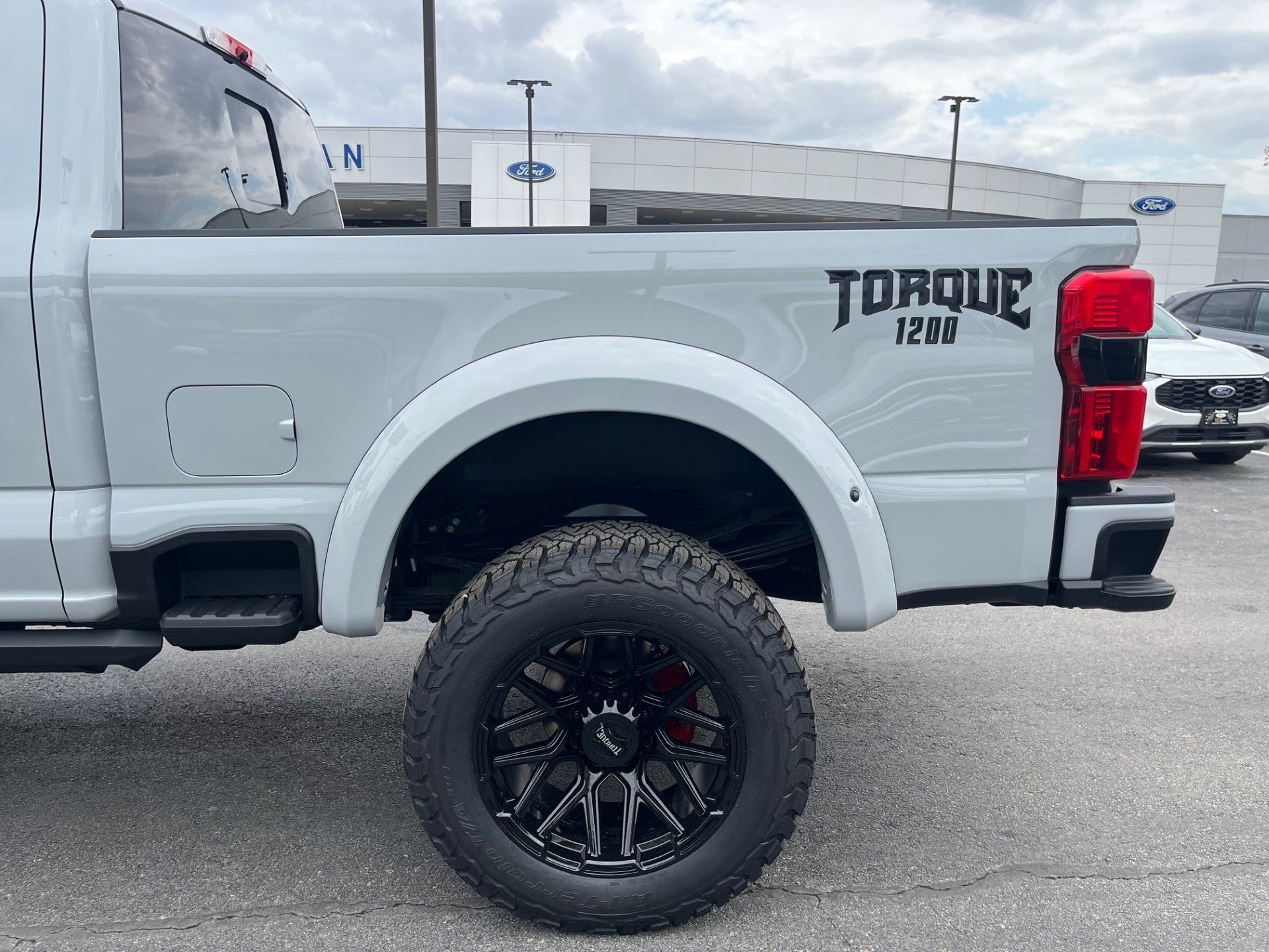 2026 Ford F-250SD Lariat