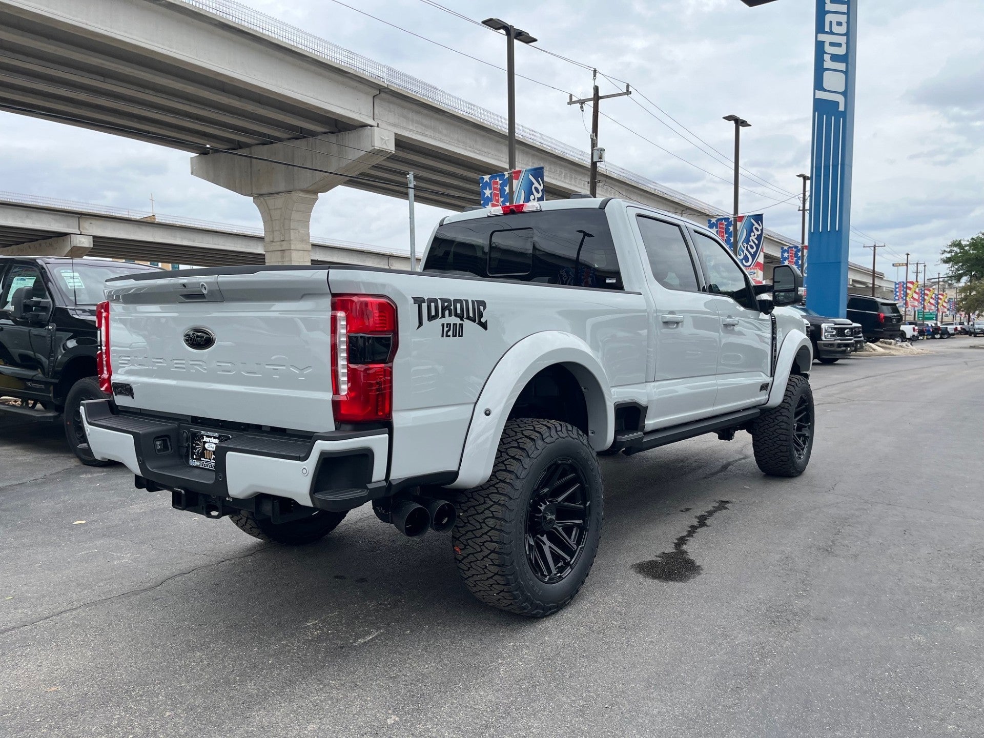 2026 Ford F-250SD Lariat