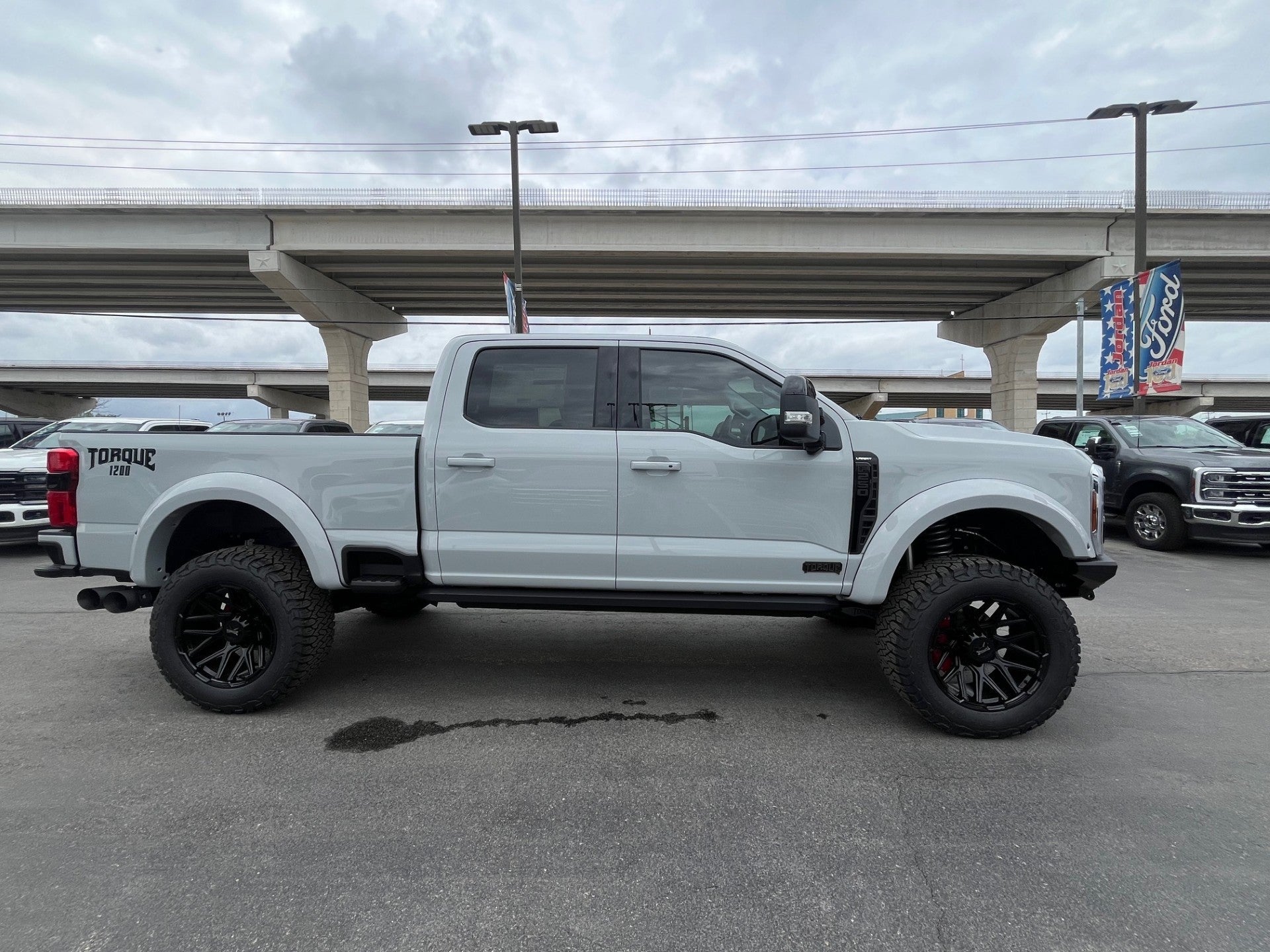 2026 Ford F-250SD Lariat