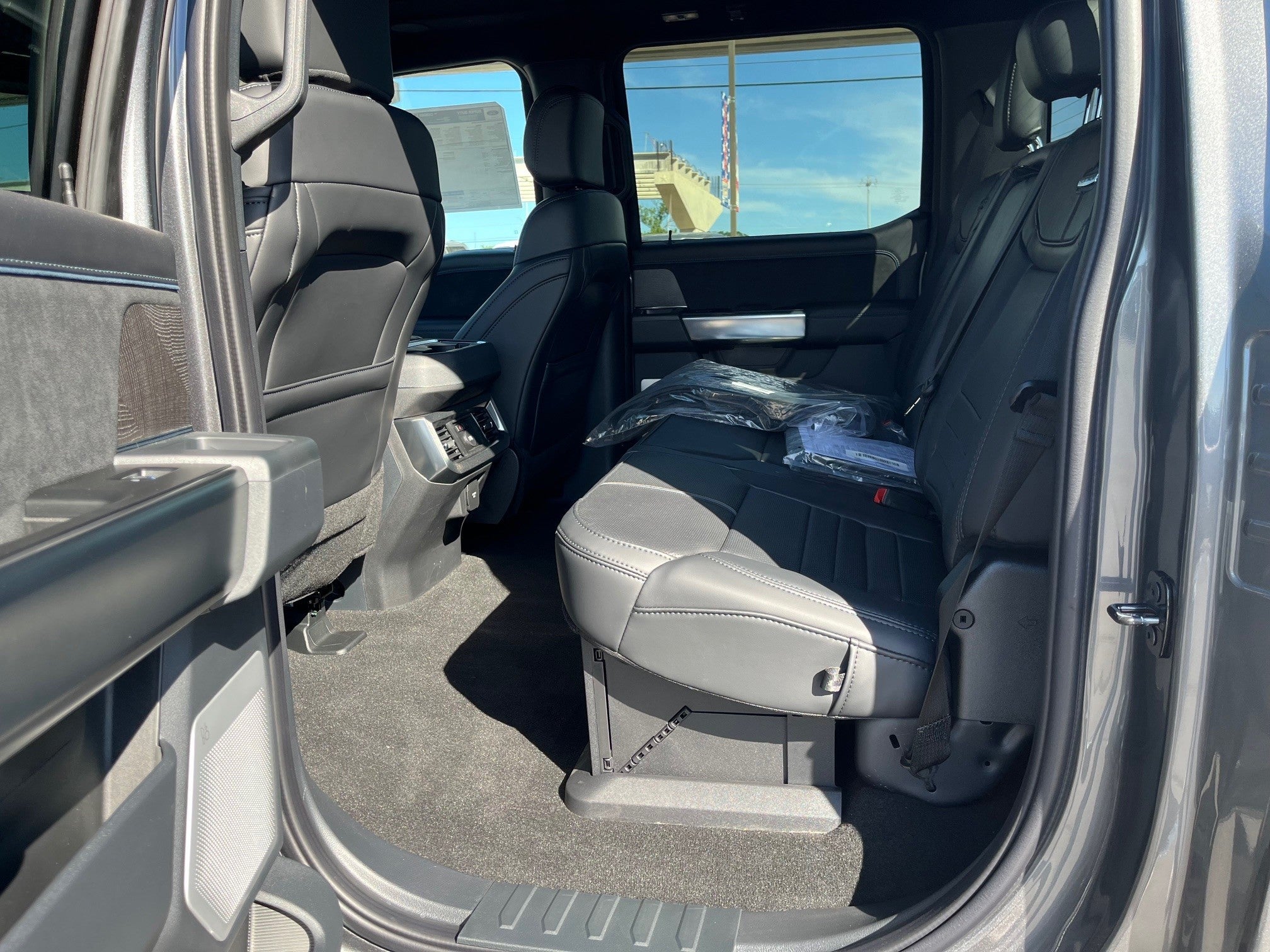 2025 Ford F-250SD Platinum