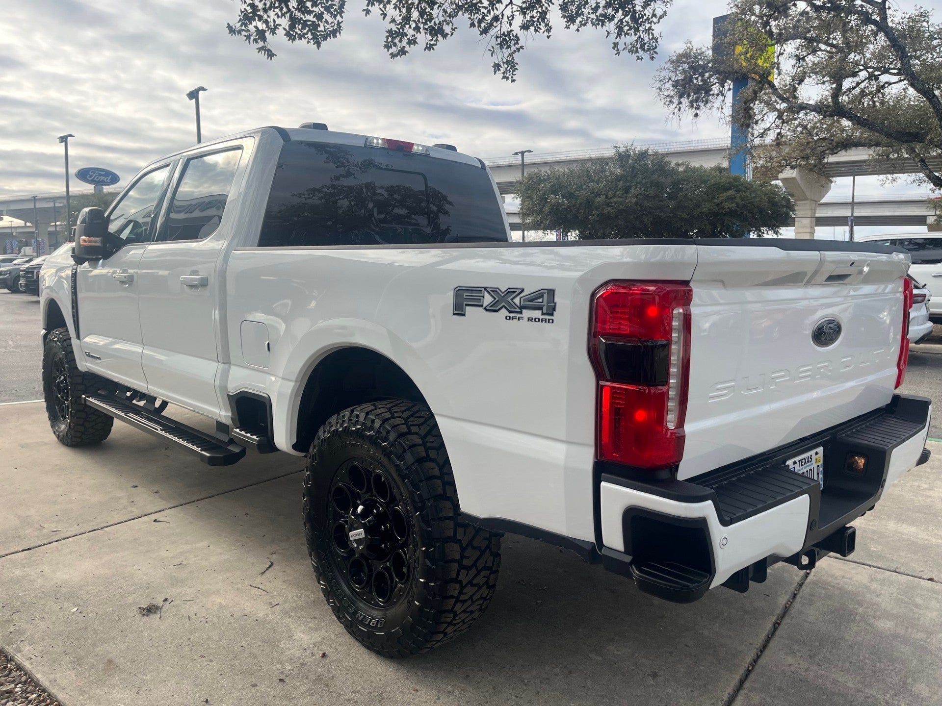 2026 Ford F-250SD Lariat